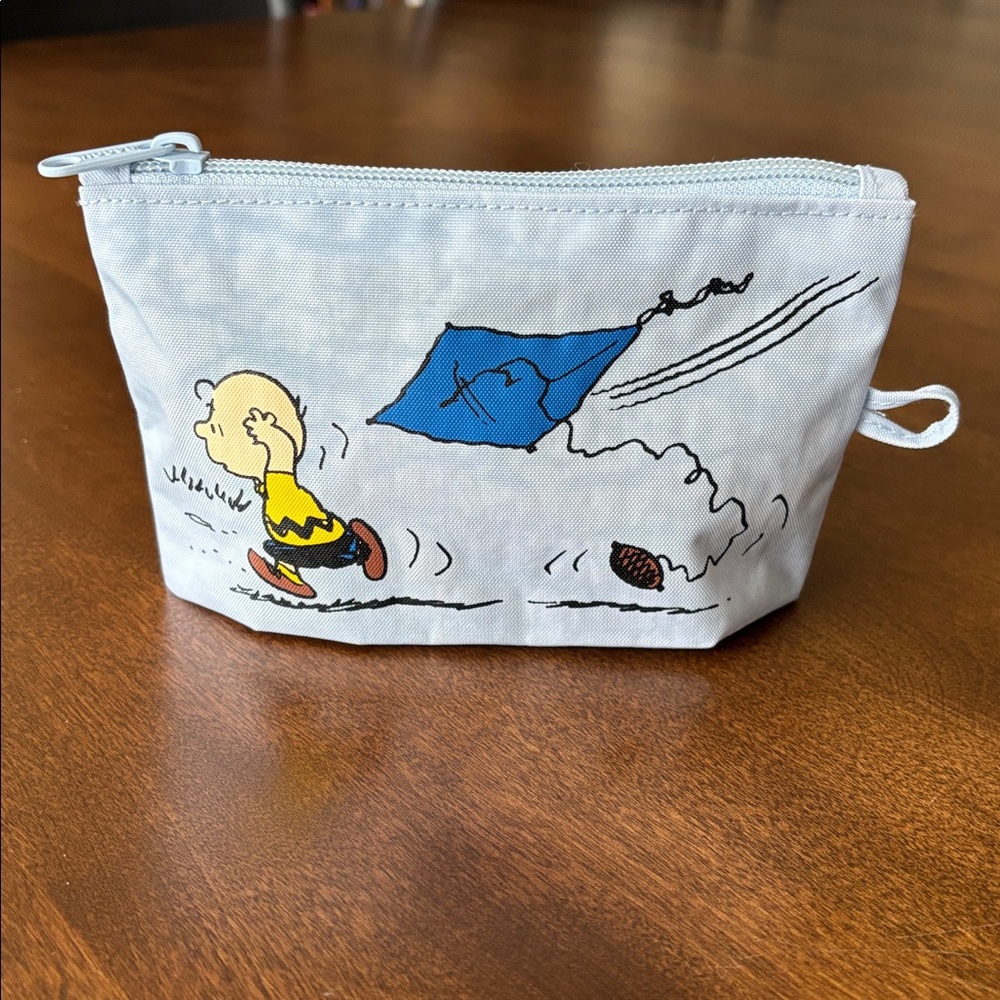 Baggu Peanuts Snoopy Small Go Pouch NWOT